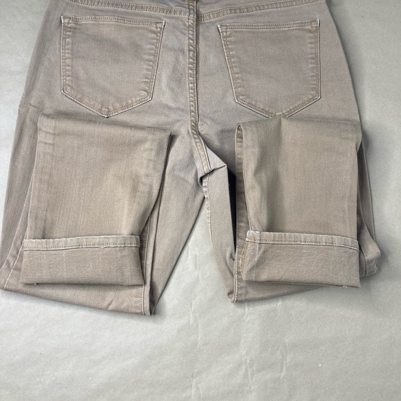 Old Navy Sweetheart cut skinny-jeans in khaki size 4 - Picture 15 of 16